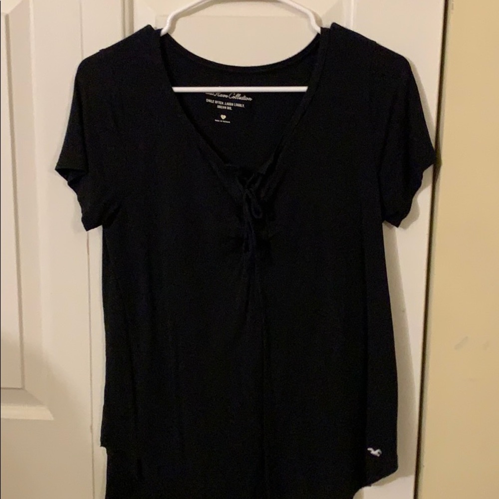 hollister t shirt